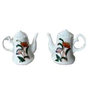 Vintage Floral Teapot Salt and Pepper Shakers